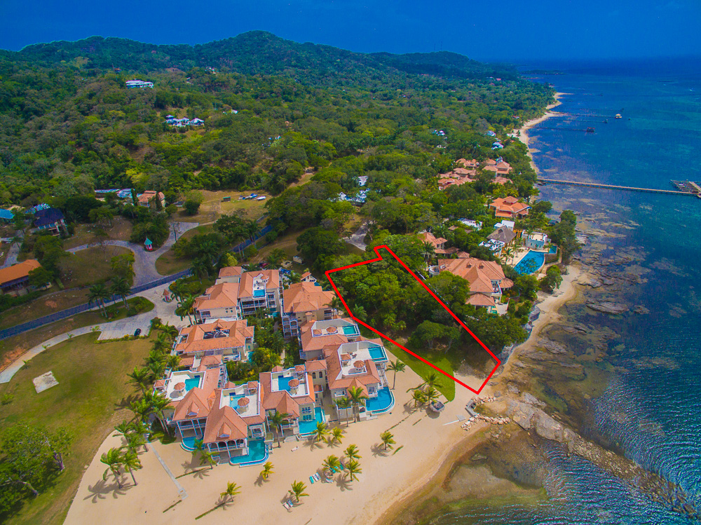 Beachfront lot 17 Lawson Rock, Roatan Roatan Luxury Real Estate
