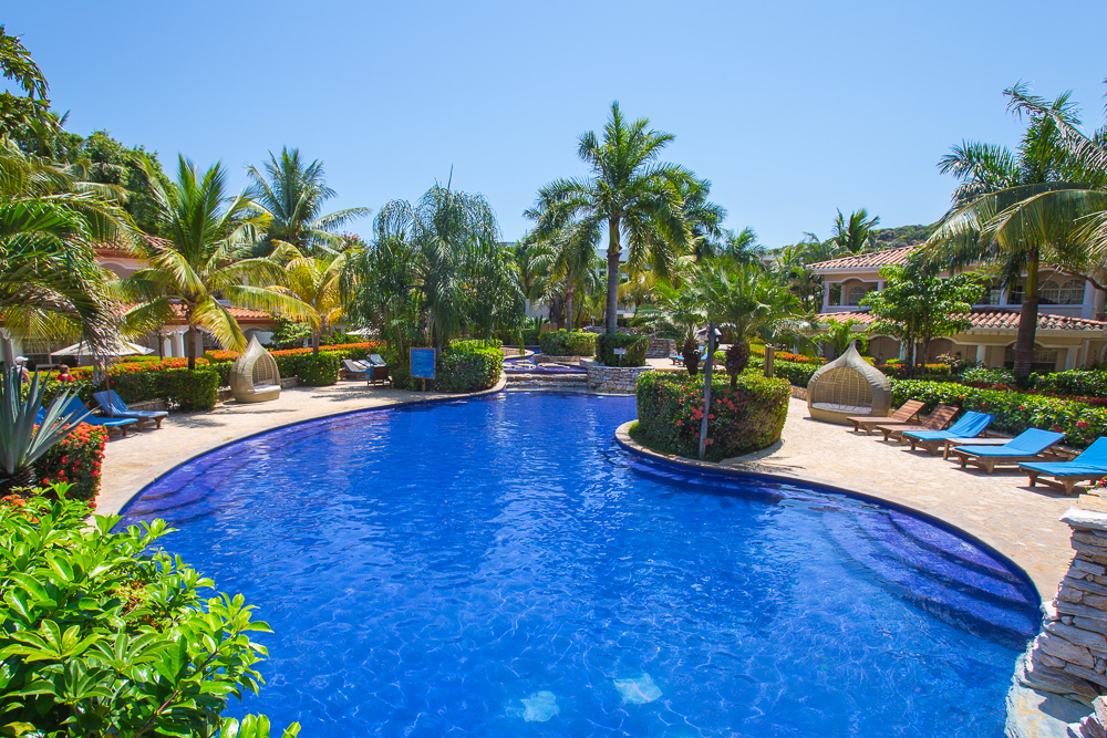 Mayan Princess 2 bedroom 117 Princess Resort West Bay Beach, Roatan